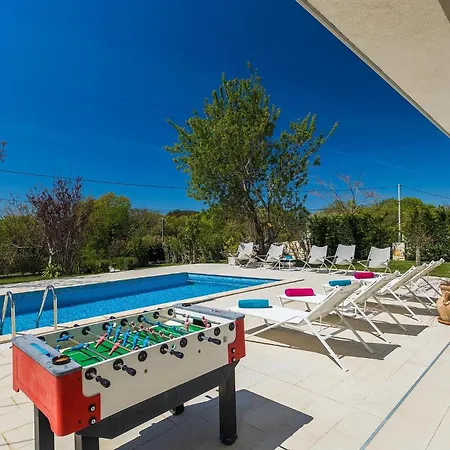 Chiara Holiday home Valhova