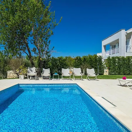 Holiday home Chiara *
